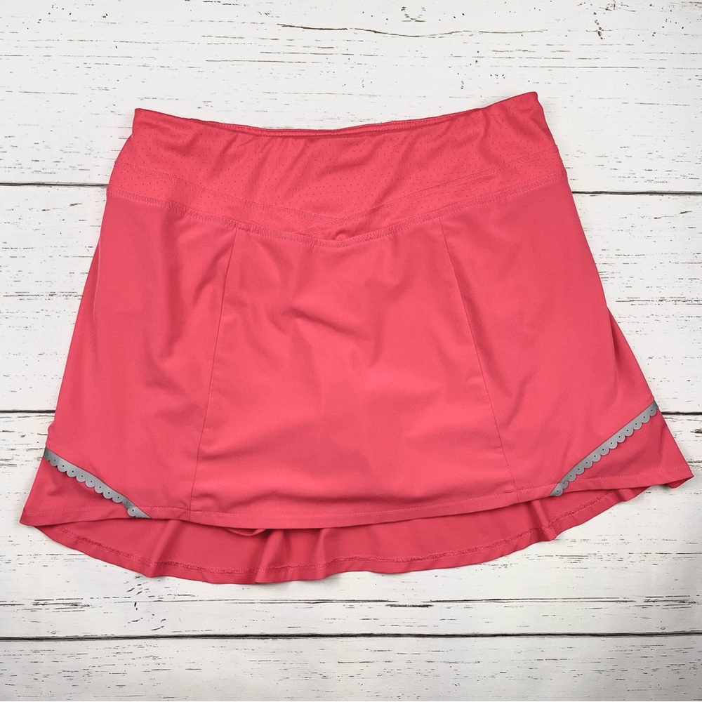 Title Nine Reflective Flounce Skort M